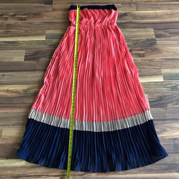 Romeo & Juliet Couture maxi dress - Picture 9 of 9